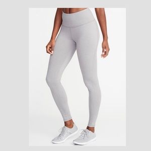 NWT Old Navy Green Elevate fleece-lined leggings